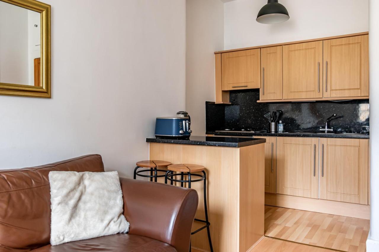 Amazing Apartments - Dalgety St - Near Holyrood エディンバラ エクステリア 写真