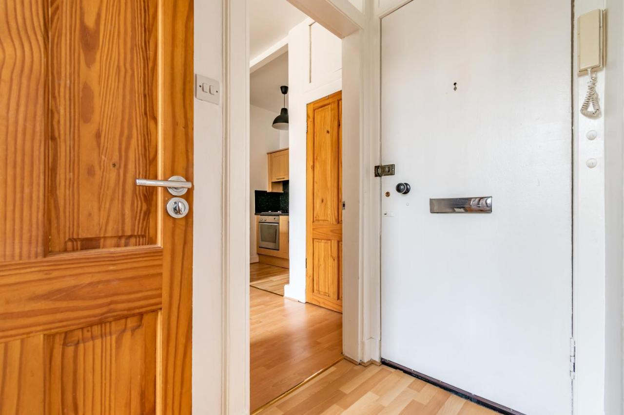 Amazing Apartments - Dalgety St - Near Holyrood エディンバラ エクステリア 写真